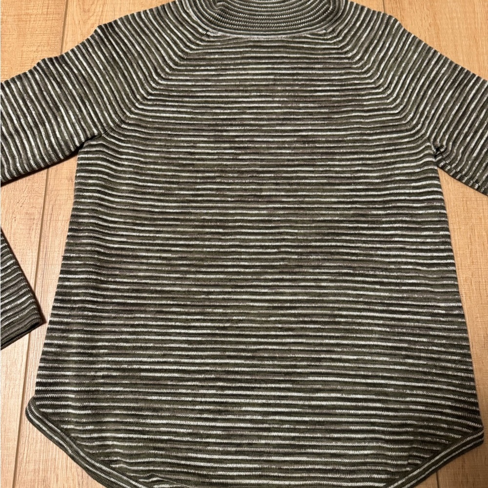 Jeanne Pierre Olive and Cream Knit Sweater 100% Cotton - Picture 2 of 5